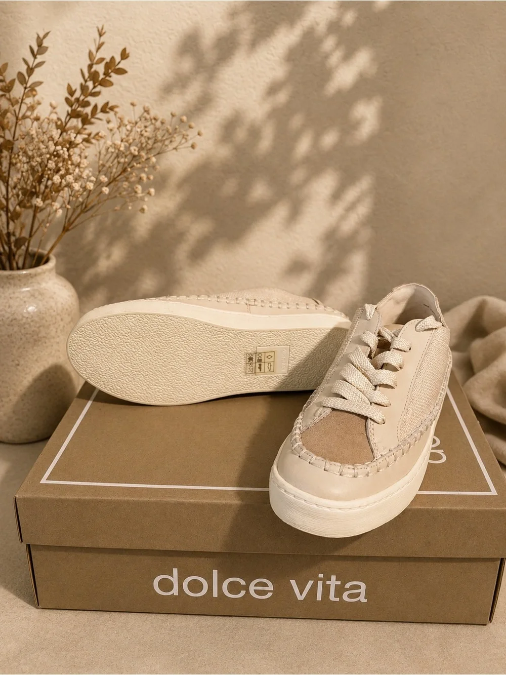 Dolce Vita Women's Zolen sneakers